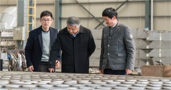 江南大學徐巖校長蒞臨長榮研討發酵仿生合作項目